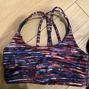 Lululemon sports bra